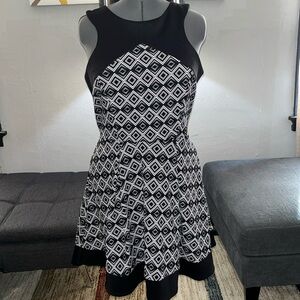 💕 2/$10 Bluet Sleeveless Dress